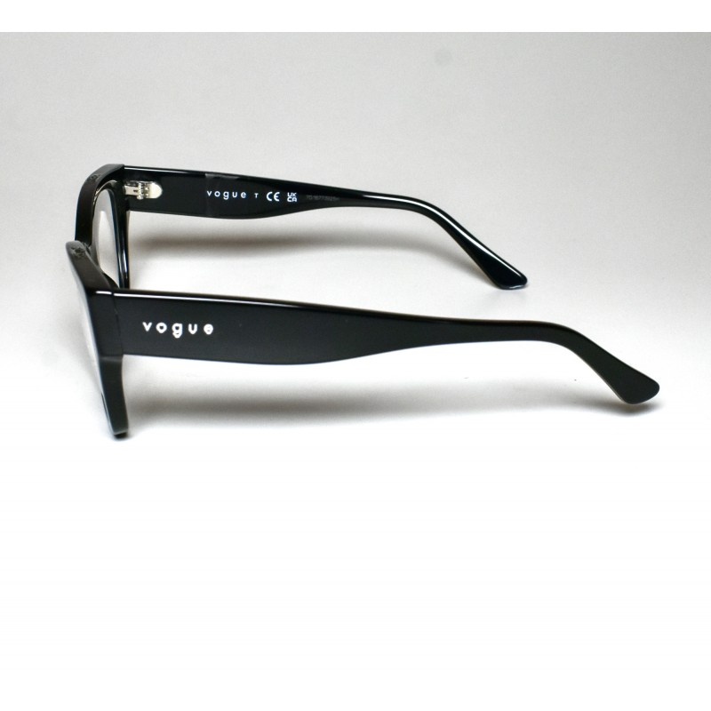 VOGUE 5523 W44 54-17-140