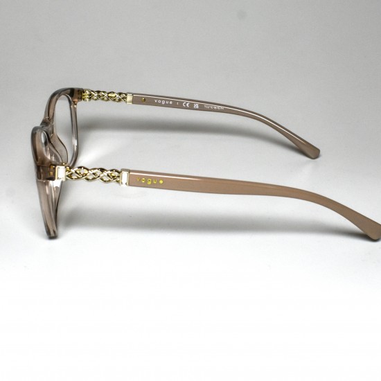 VOGUE 5632B 2990 53-17-140