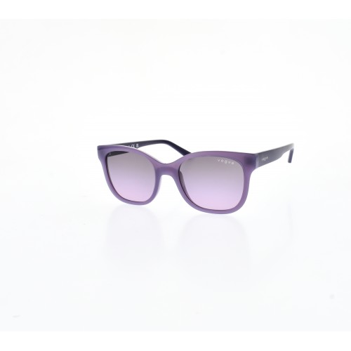 VOGUE JUNIOR 2023 31274Q 47-17-125