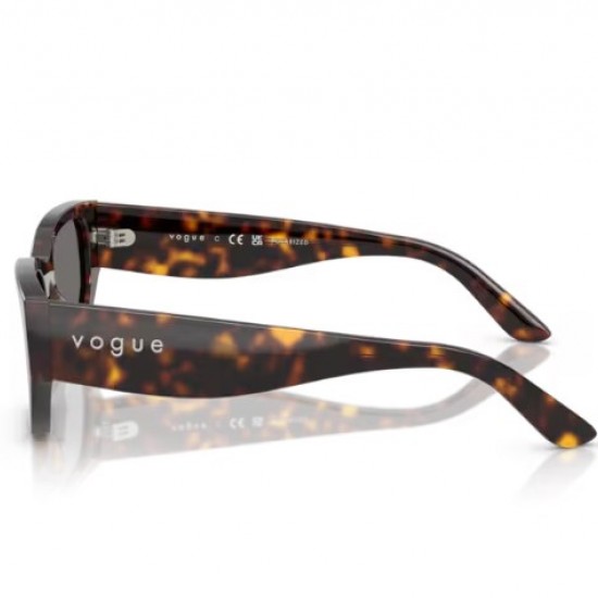 VOGUE 5586 W65681 53-19-140